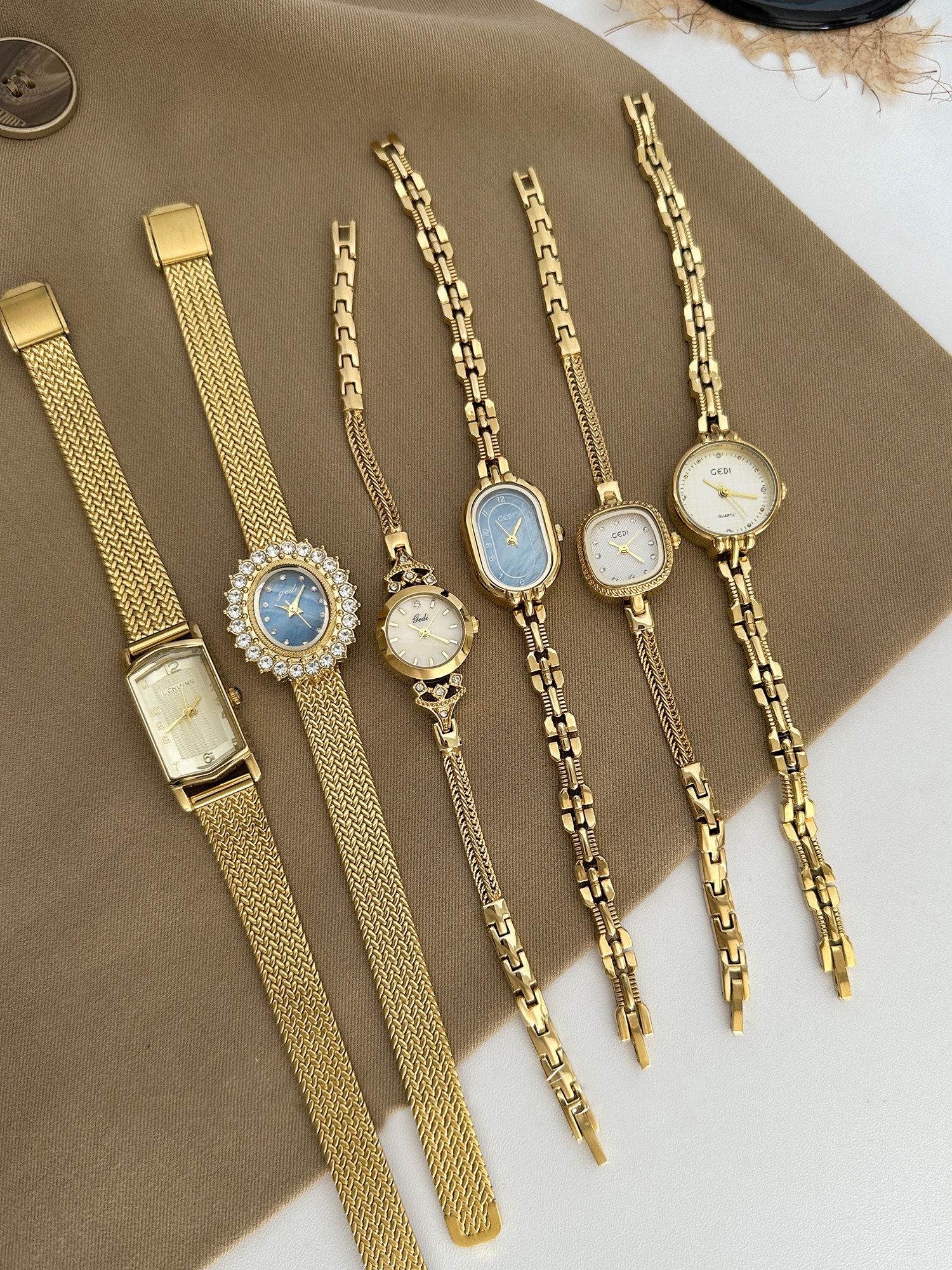 Vintage Watch Collecting - Vintage Gold Women's Watch Collection Retro