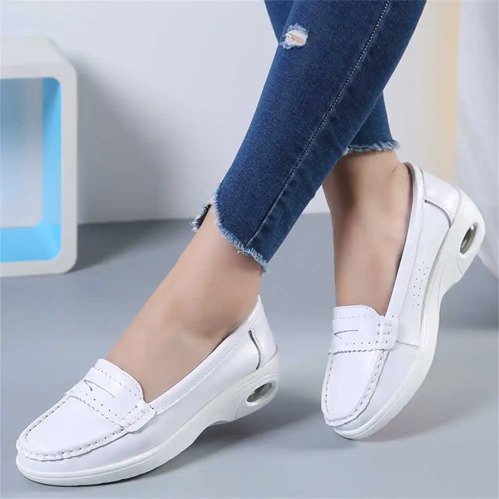 Thick Sole Slipon White Traine - Most Collectible Vintage Items incelemesi ve fiyatı