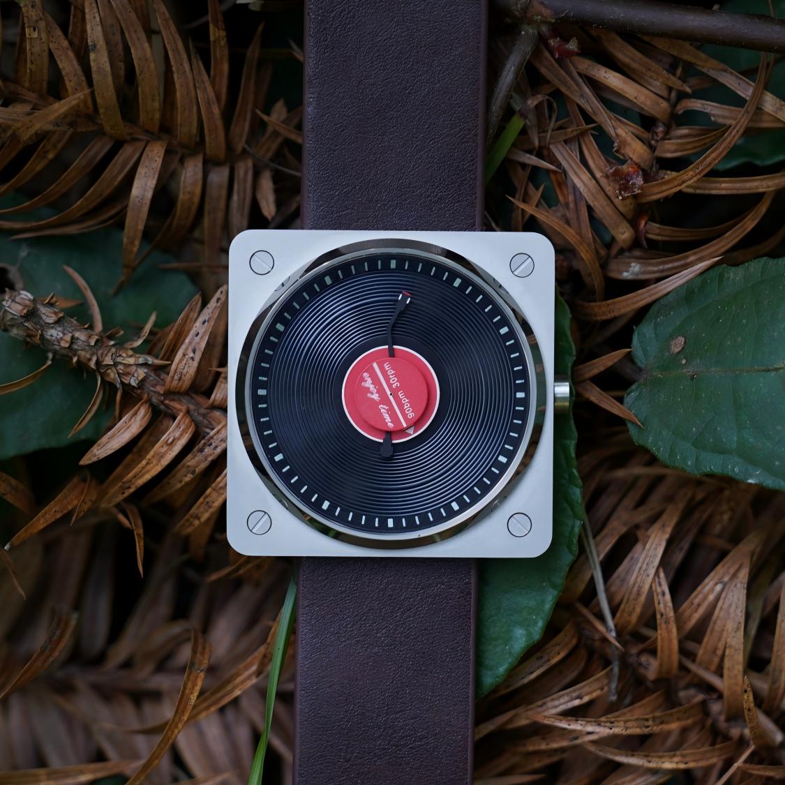 SKU Vinyl Record Quartz watch  - Vintage Watch Collecting incelemesi ve fiyatı