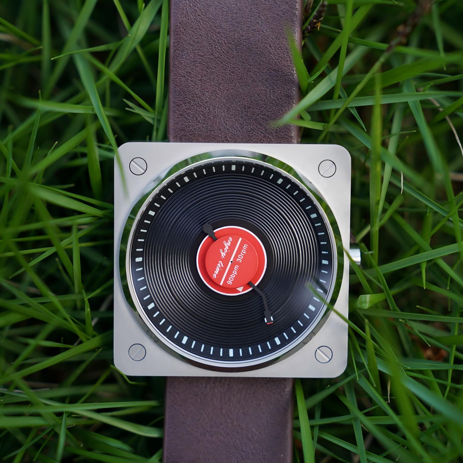 SKU Vinyl Record Quartz watch  - Vintage Watch Collecting incelemesi ve fiyatı